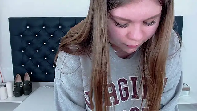 AbbyPleasure online show from February 26, 2025, 4:03 pm