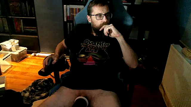 MeSteff online show from November 15, 2025, 10:37 pm