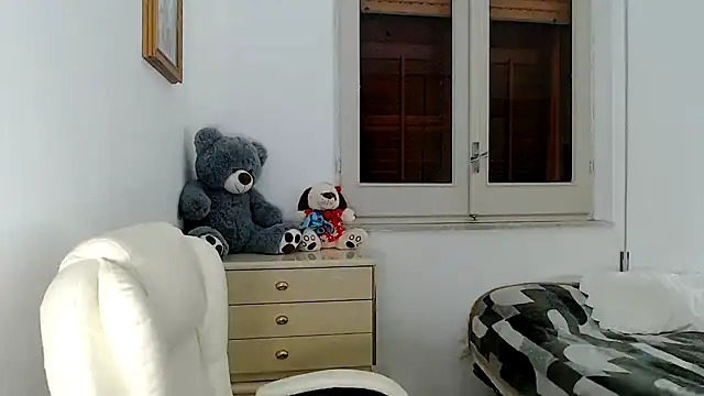 Snapshot of ZajiraShane chatting on May 24, 2026, 6:57 pm ZajiraShane online show from May 24, 2026, 6:57 pm
