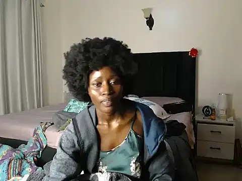 Snapshot of thicky_anncy chatting on July 27, 2026, 9:44 pm thicky anncy online show from July 27, 2026, 9:44 pm