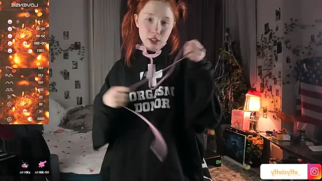 CallMeEffy1 online show from January 5, 2025, 4:38 pm