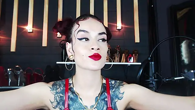 Liilith goddess  online show from December 13, 2024, 7:25 am