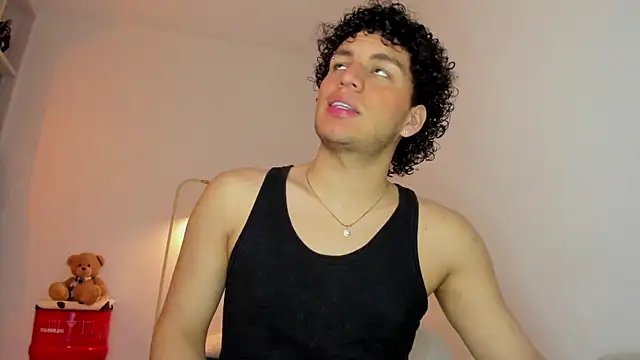 Curlblue online show from November 11, 2025, 2:22 am