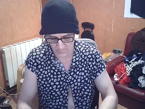 Lia Y PatrickX online show from March 5, 2026, 7:54 pm