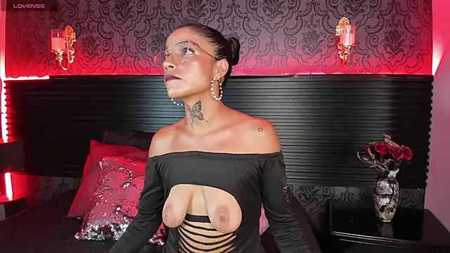 Hellen  4master online show from February 6, 2026, 4:28 am