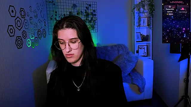 scarlet mooore online show from October 19, 2025, 12:11 am