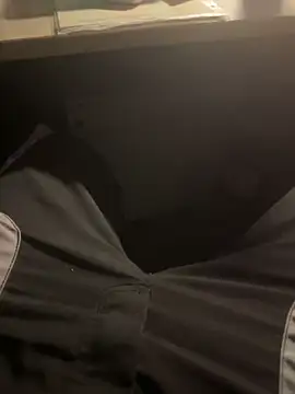 FrutenFratenR9 online show from November 1, 2025, 9:28 pm