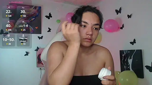 Snapshot of _serendepia_ chatting on December 15, 2024, 5:34 am  serendepia  online show from December 15, 2024, 5:34 am