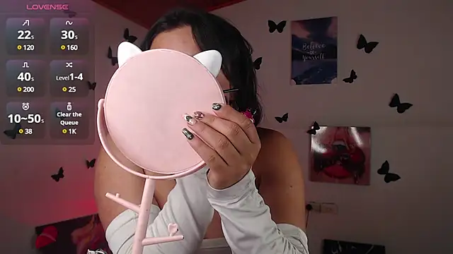 Snapshot of _serendepia_ chatting on January 16, 2025, 5:11 am  serendepia  online show from January 16, 2025, 5:11 am