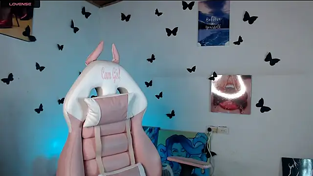 Snapshot of _serendepia_ chatting on February 22, 2025, 6:50 am  serendepia  online show from February 22, 2025, 6:50 am