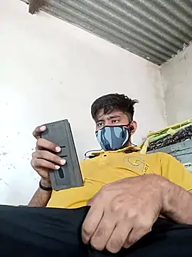 Snapshot of Pussy_lover_33 chatting on September 9, 2025, 4:01 am Pussy lover 33 online show from September 9, 2025, 4:01 am