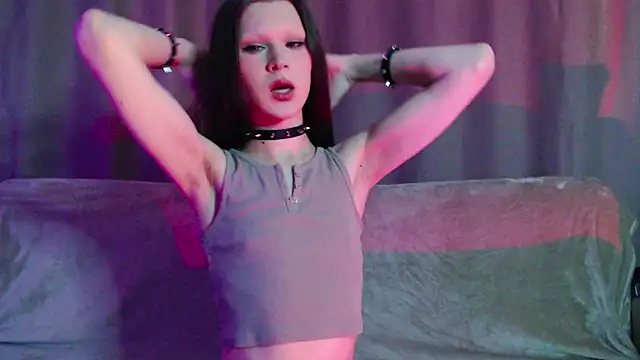 Snapshot of Sexpired_Princess chatting on January 22, 2025, 2:37 am Sexpired Princess online show from January 22, 2025, 2:37 am