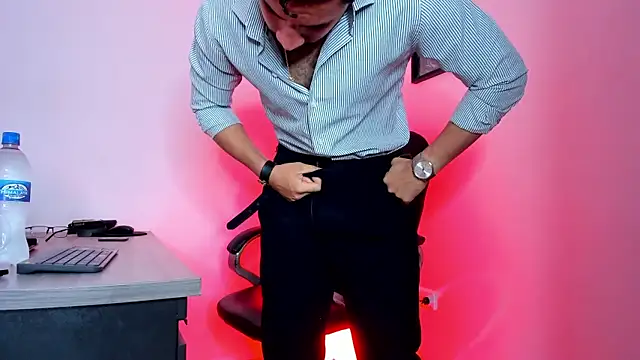 Snapshot of thesexlawyer1 chatting on January 10, 2025, 7:54 pm thesexlawyer1 online show from January 10, 2025, 7:54 pm