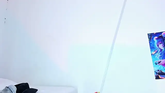 Emily Coper18 online show from March 9, 2025, 1:04 pm