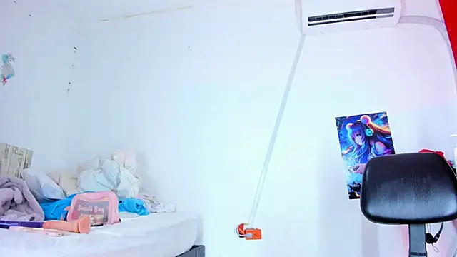 Emily Coper18 online show from March 10, 2025, 11:38 pm