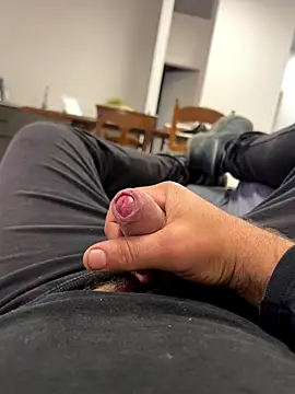 Snapshot of Angeloggaa chatting on November 4, 2025, 3:44 pm Angeloggaa online show from November 4, 2025, 3:44 pm