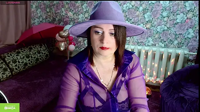 Snapshot of Julia-ru chatting on April 14, 2026, 6:25 pm Julia-ru online show from April 14, 2026, 6:25 pm