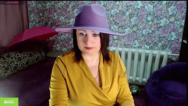 Snapshot of Julia-ru chatting on May 9, 2026, 8:25 pm Julia-ru online show from May 9, 2026, 8:25 pm