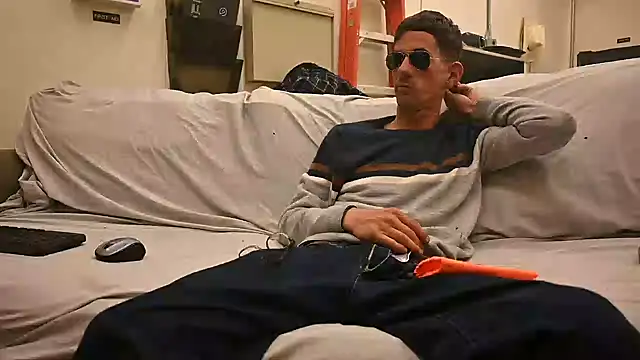 joeiandola online show from January 31, 2025, 10:52 pm