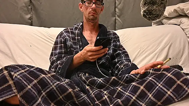 joeiandola online show from October 10, 2025, 6:29 pm