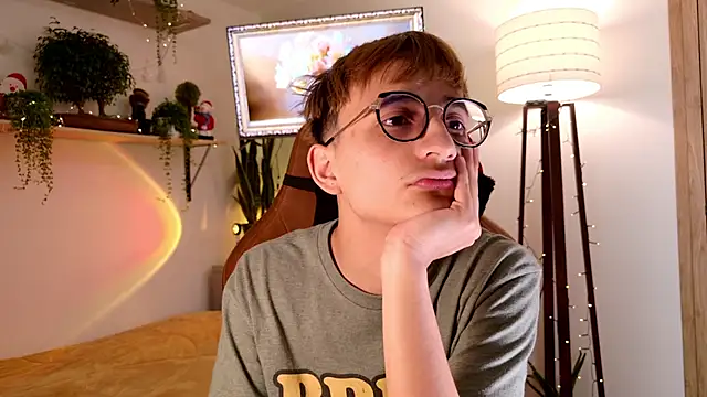 Mr evan1 online show from December 5, 2025, 4:03 pm