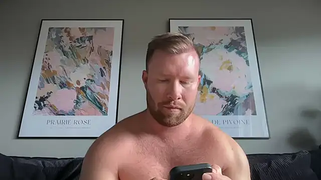 Snapshot of swekingxx chatting on June 15, 2026, 3:36 pm swekingxx online show from June 15, 2026, 3:36 pm