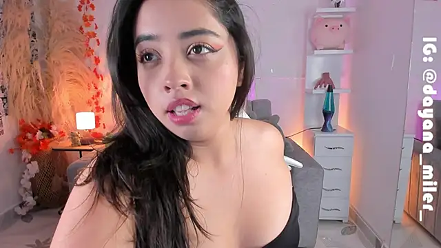 Snapshot of _dayana_miler chatting on January 6, 2025, 1:31 am dayana miler online show from January 6, 2025, 1:31 am