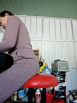 Ana love2000 online show from October 19, 2025, 2:34 am