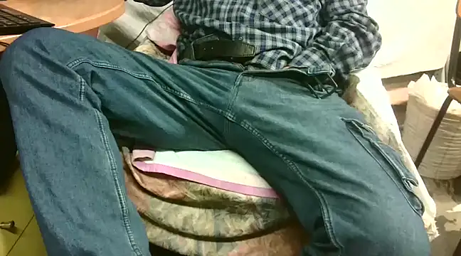 Giulio35 Pika online show from February 16, 2025, 5:59 am