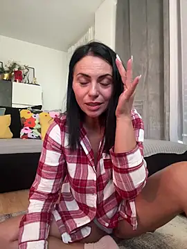 KimKelly13 online show from September 27, 2025, 8:52 am