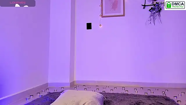 Lilabril online show from December 15, 2025, 3:05 pm