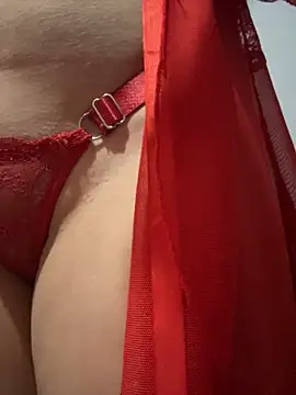 Giovanayumi online show from May 15, 2026, 6:37 pm