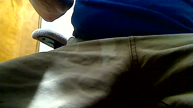 markluvskitty online show from October 22, 2025, 12:16 pm