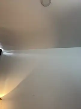 CHERRYY BOMB  online show from April 4, 2026, 3:20 pm