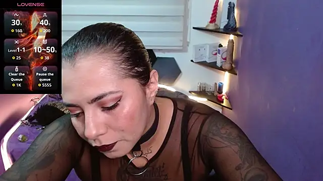 Snapshot of Alexa_Slavehot777 chatting on October 8, 2025, 11:46 pm Alexa Slavehot777 online show from October 8, 2025, 11:46 pm