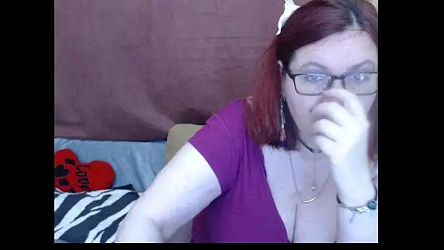 PlayfullMature online show from April 13, 2026, 10:04 pm