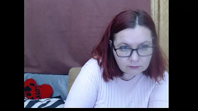 PlayfullMature online show from April 18, 2026, 7:29 pm