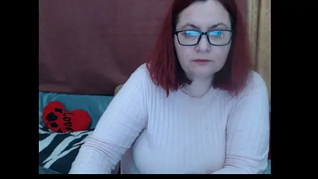 PlayfullMature online show from April 18, 2026, 8:09 pm