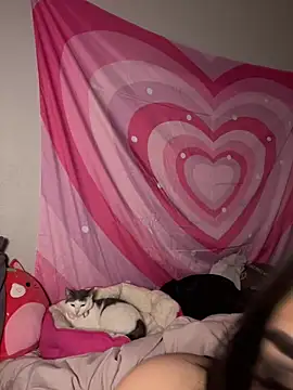 ThickerThanYoBitch online show from December 12, 2024, 11:40 am