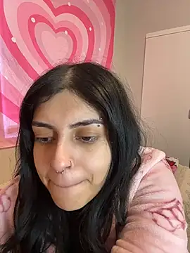 ThickerThanYoBitch online show from November 17, 2025, 5:30 pm