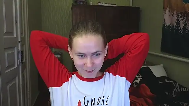 Riley Roo online show from December 6, 2024, 6:39 pm