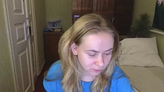 Riley Roo online show from January 15, 2025, 5:58 pm