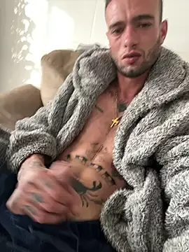 davorm online show from December 22, 2024, 12:27 pm