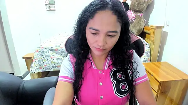 rayza mature 154 online show from May 24, 2026, 4:12 pm