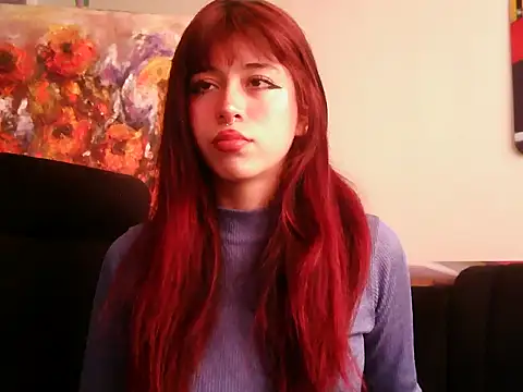 Snapshot of SuzzyyM chatting on September 24, 2025, 7:39 pm SuzzyyM online show from September 24, 2025, 7:39 pm