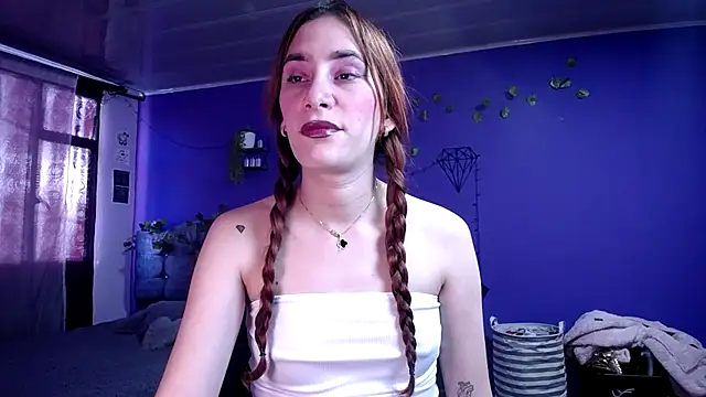 IsaBaileys  online show from September 26, 2025, 10:14 pm