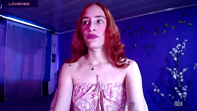 IsaBaileys  online show from October 10, 2025, 9:14 pm