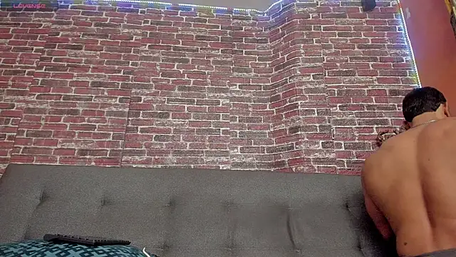 curt xxx online show from February 13, 2025, 4:32 am