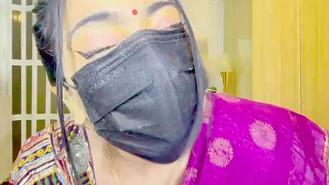 Monalisadon018 online show from April 21, 2026, 7:50 pm