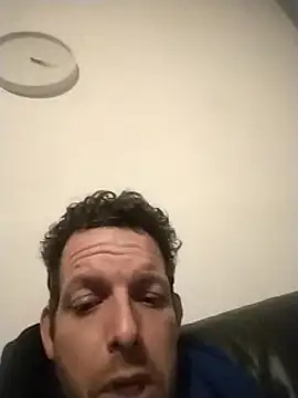 Knuffelstaaf123 online show from February 10, 2025, 10:30 pm